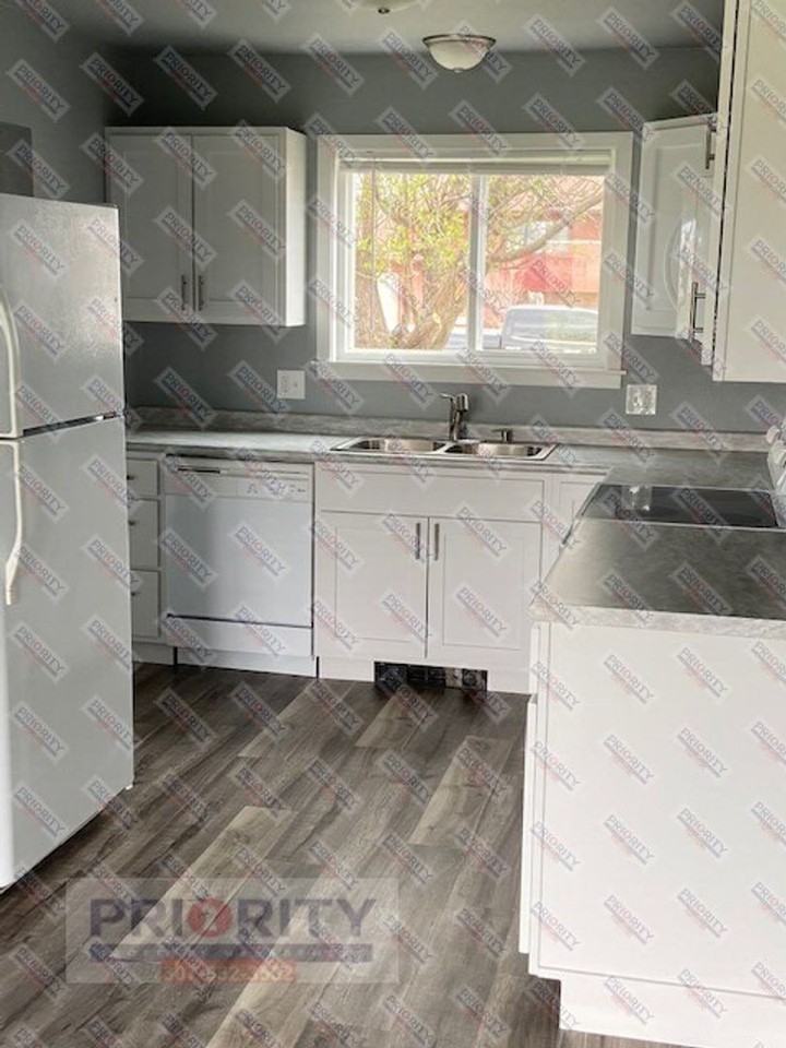 2325 Mahogany Cir - Photo 3 of 12