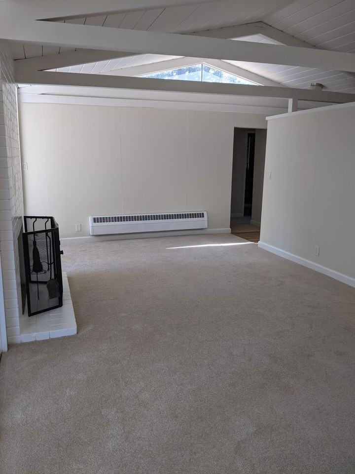 828 Sutter Ave - Photo 3 of 16