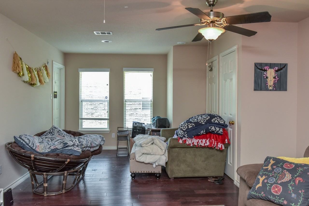 2530 S University Dr - Photo 3 of 17