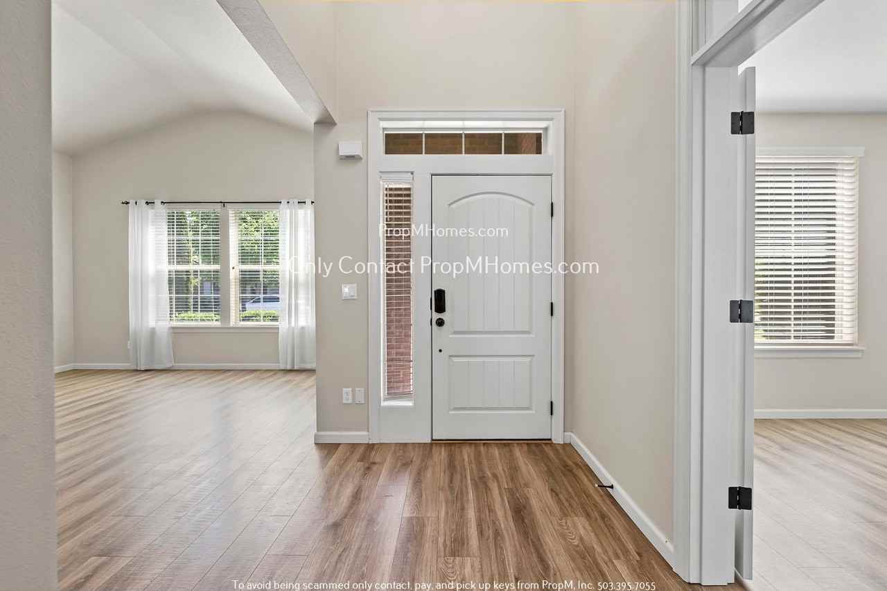 10365 Sw Lisbon St - Photo 2 of 33