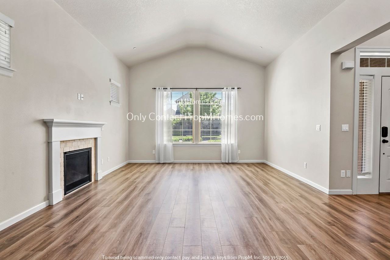 10365 Sw Lisbon St - Photo 3 of 30