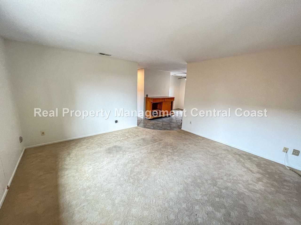 209 E Knotts St - Photo 3 of 22