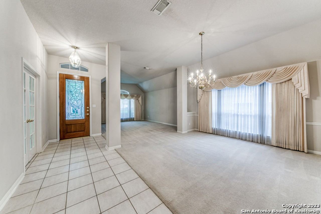 1707 Aspen Ridge - Photo 2 of 12