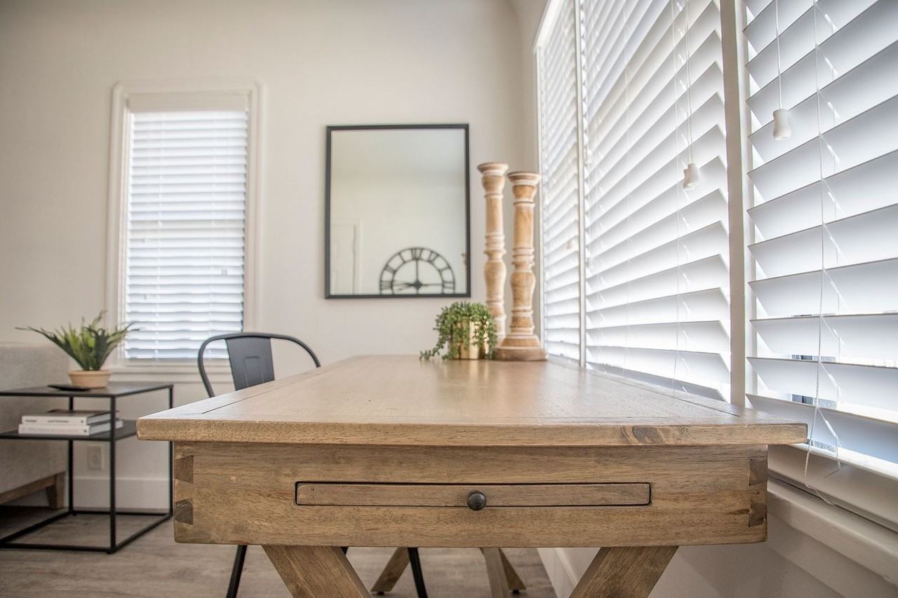 302 N B St - Photo 5 of 15