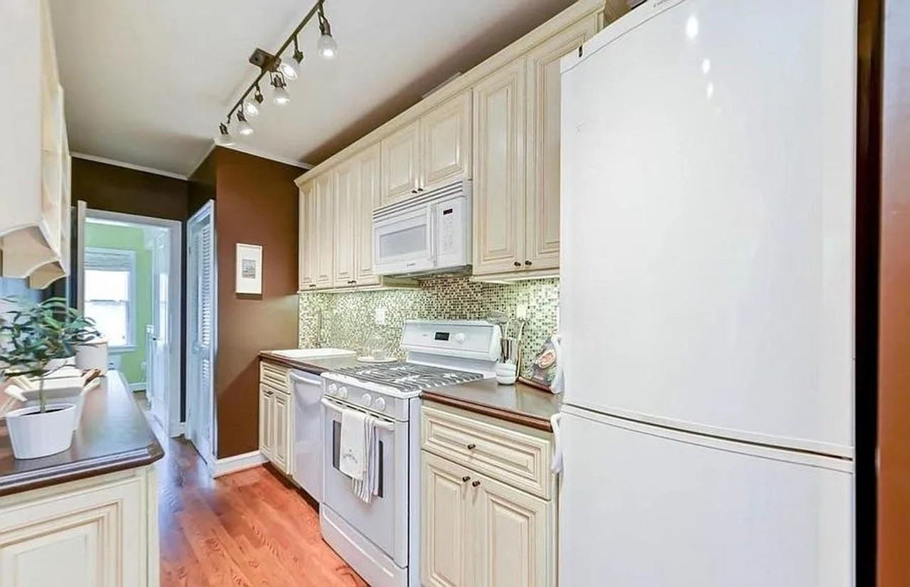 1127 C St Se #3 - Photo 7 of 24