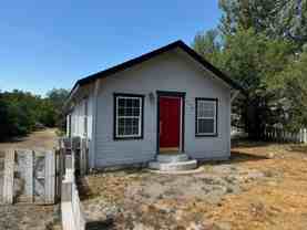 708 Washington St S - Photo 1 of 1