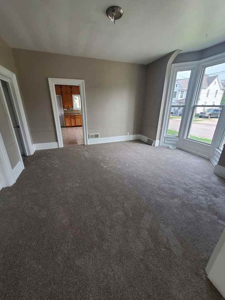 845-847 Grand Ave. (Duplex) - Photo 3 of 6