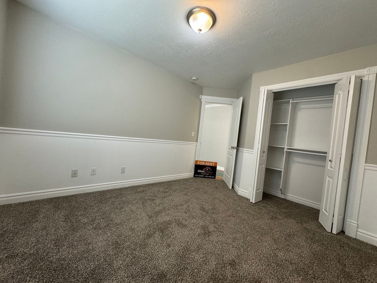 1210 W 3275 S - Photo 7 of 28