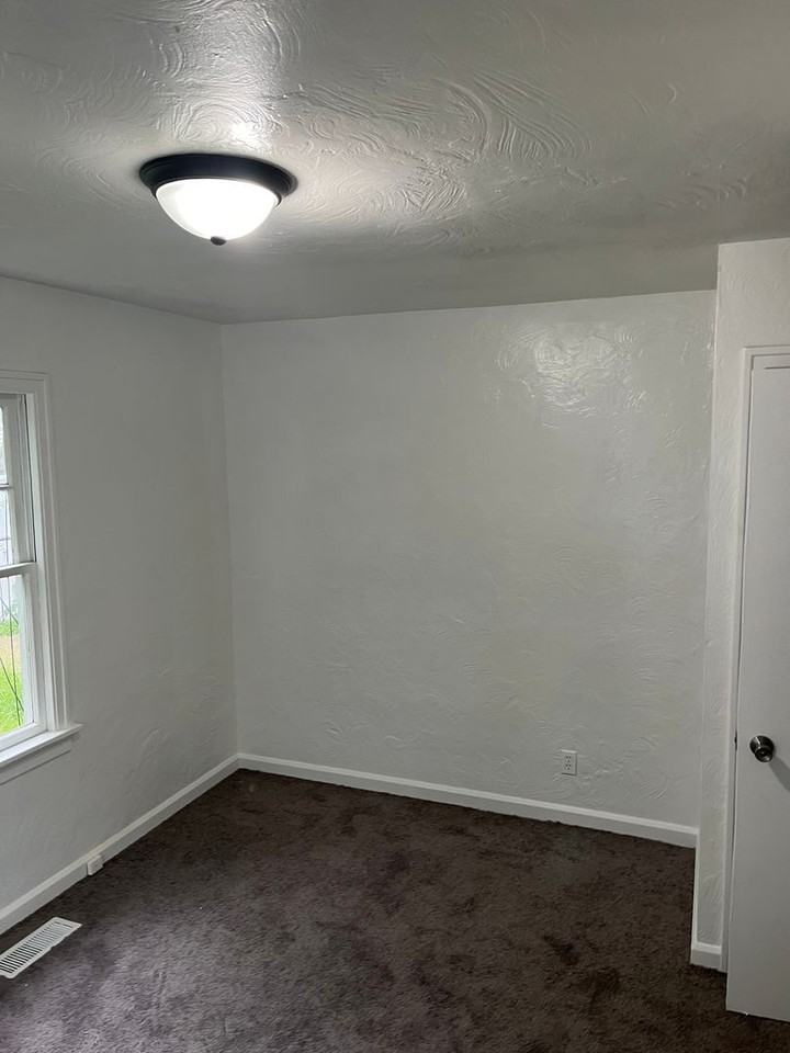 2150 S 10th St - Photo 2 of 11