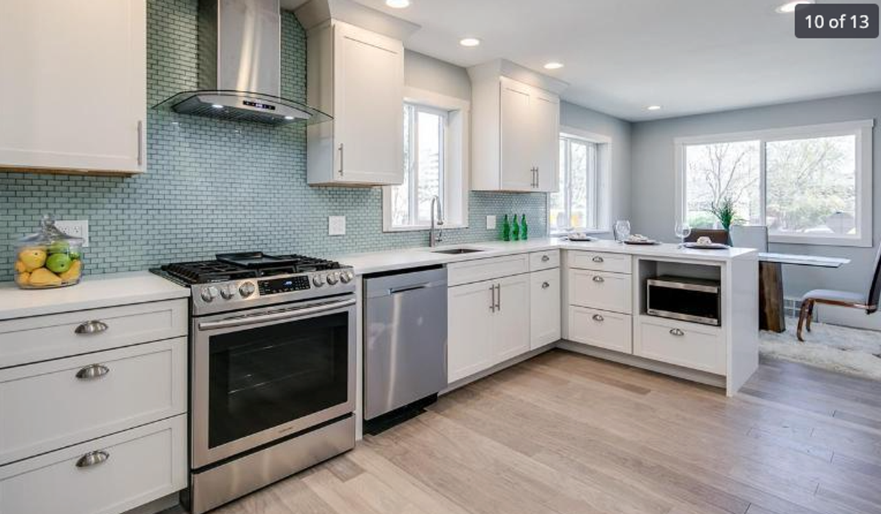 2661 S York St - Photo 2 of 13