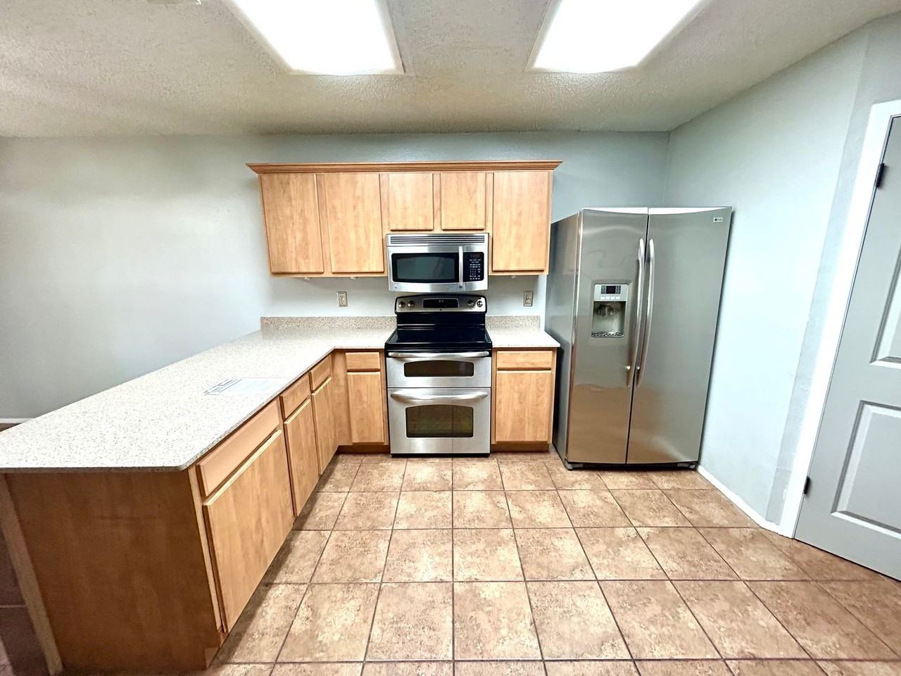 8111 Mescal Trl - Photo 6 of 34