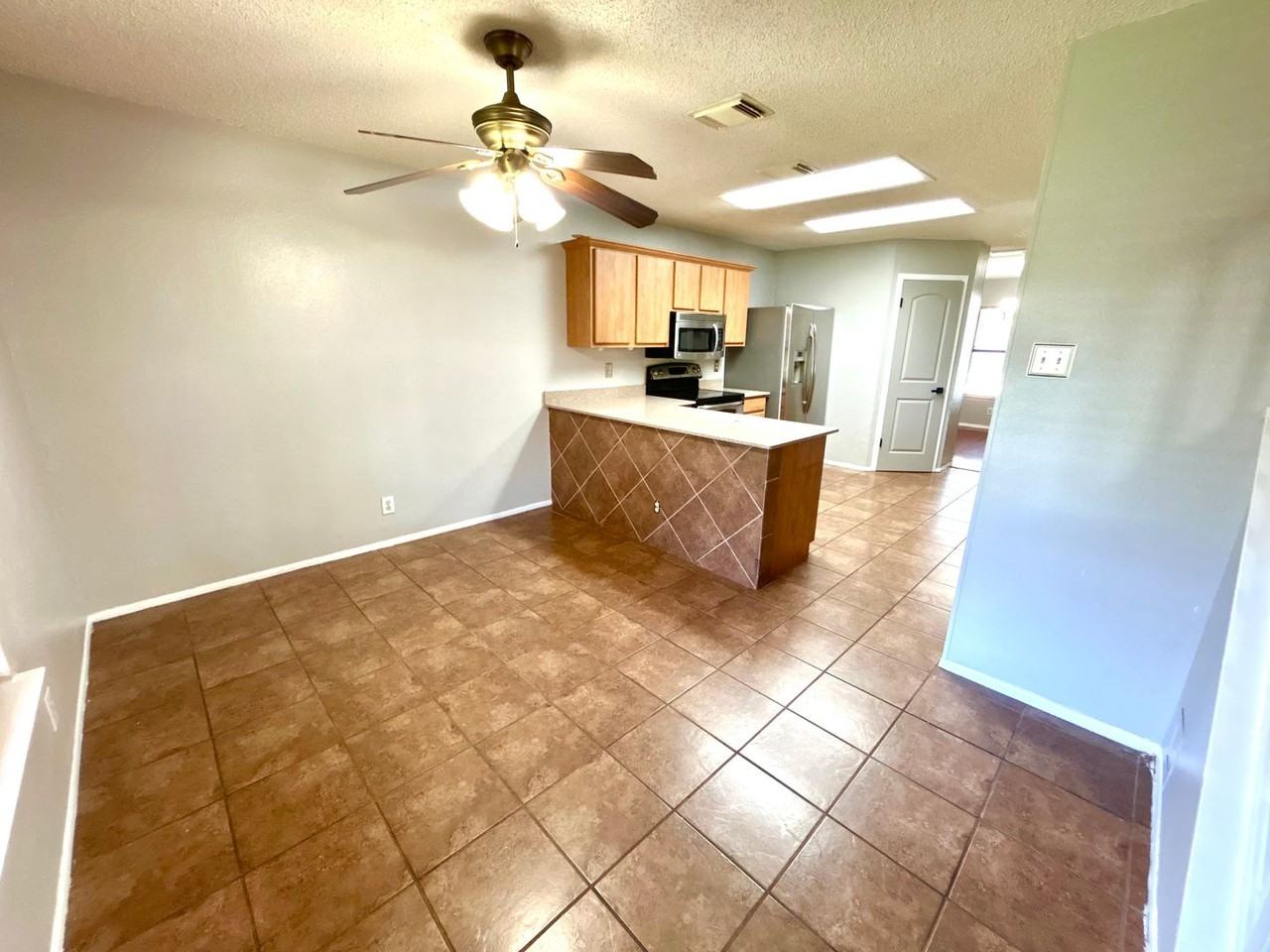 8111 Mescal Trl - Photo 7 of 34