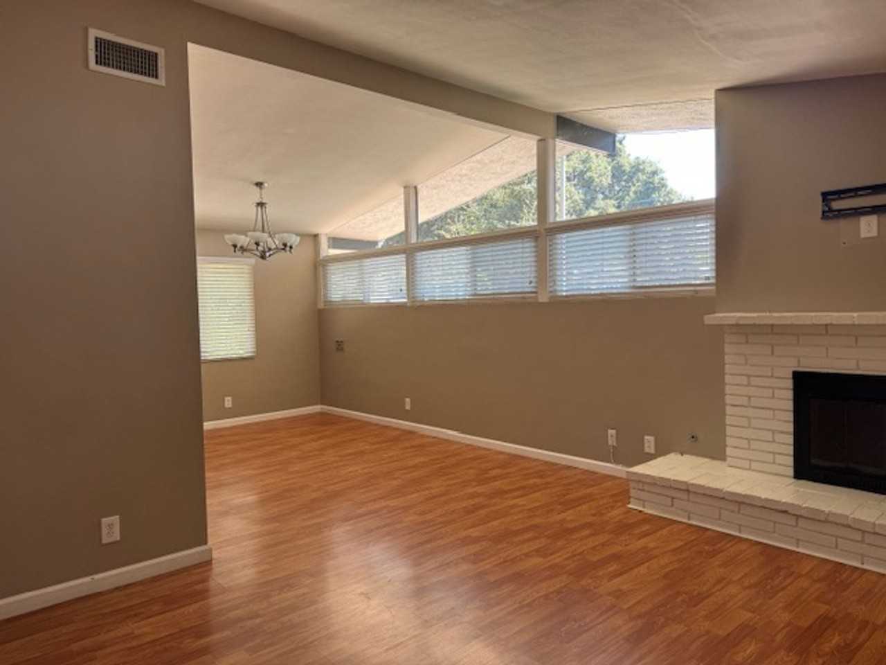 245 S Baldwin Ave - Photo 3 of 20