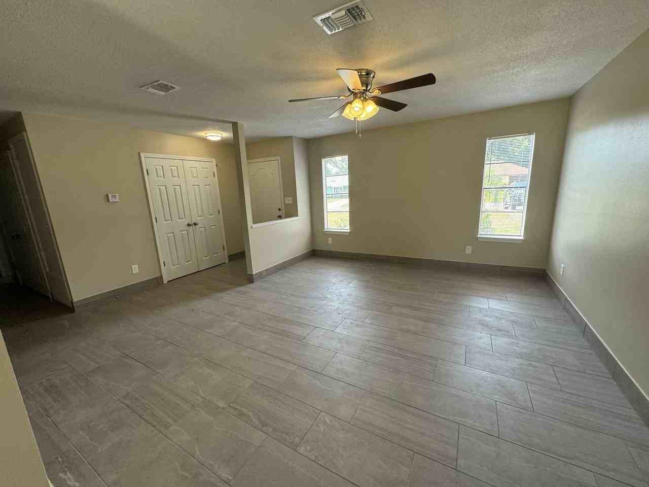 7823 Coronet Ln - Photo 5 of 23