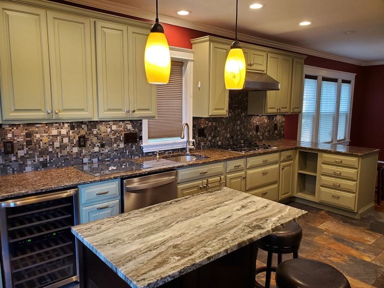 107 Green Hill Pkwy - Photo 2 of 17