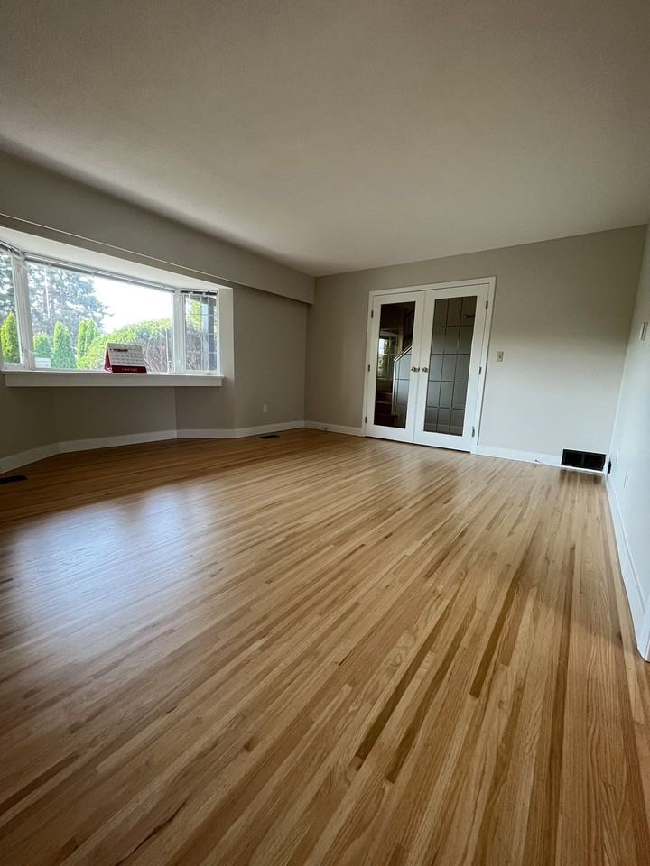 3491 Blundell Road - Photo 3 of 17