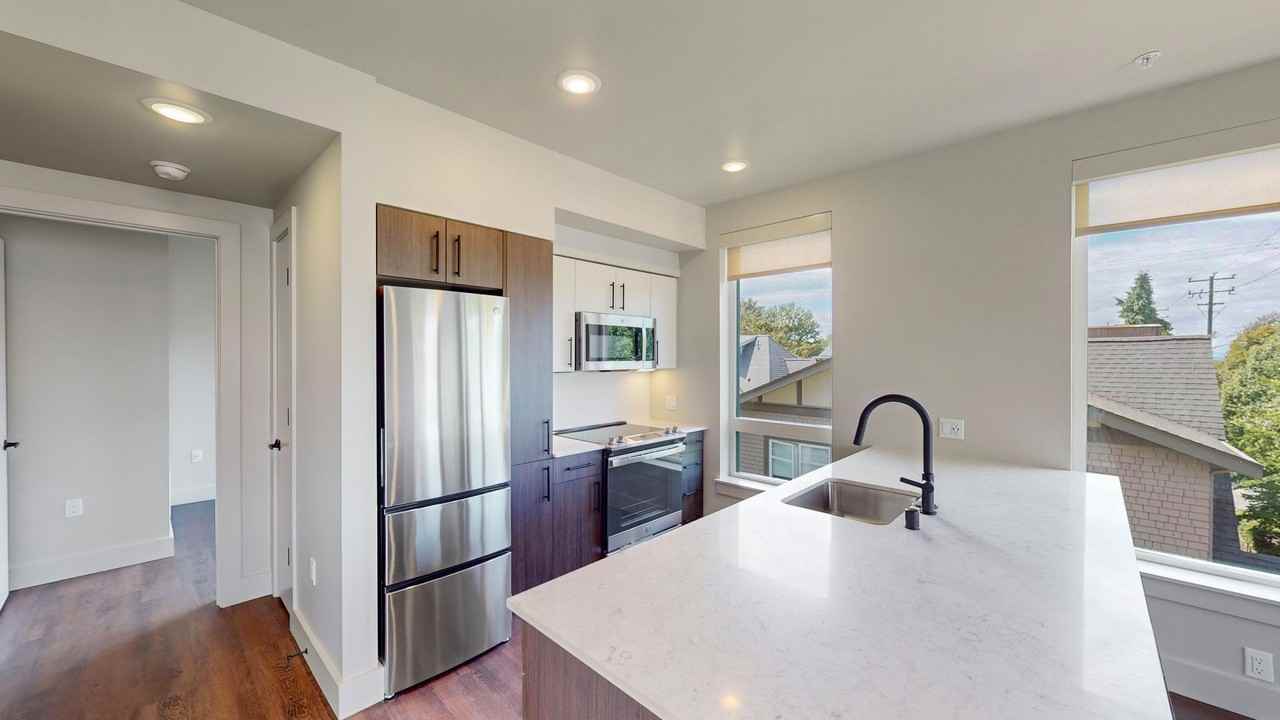 Capitol Hilltop Apartments - Photo 4 of 50