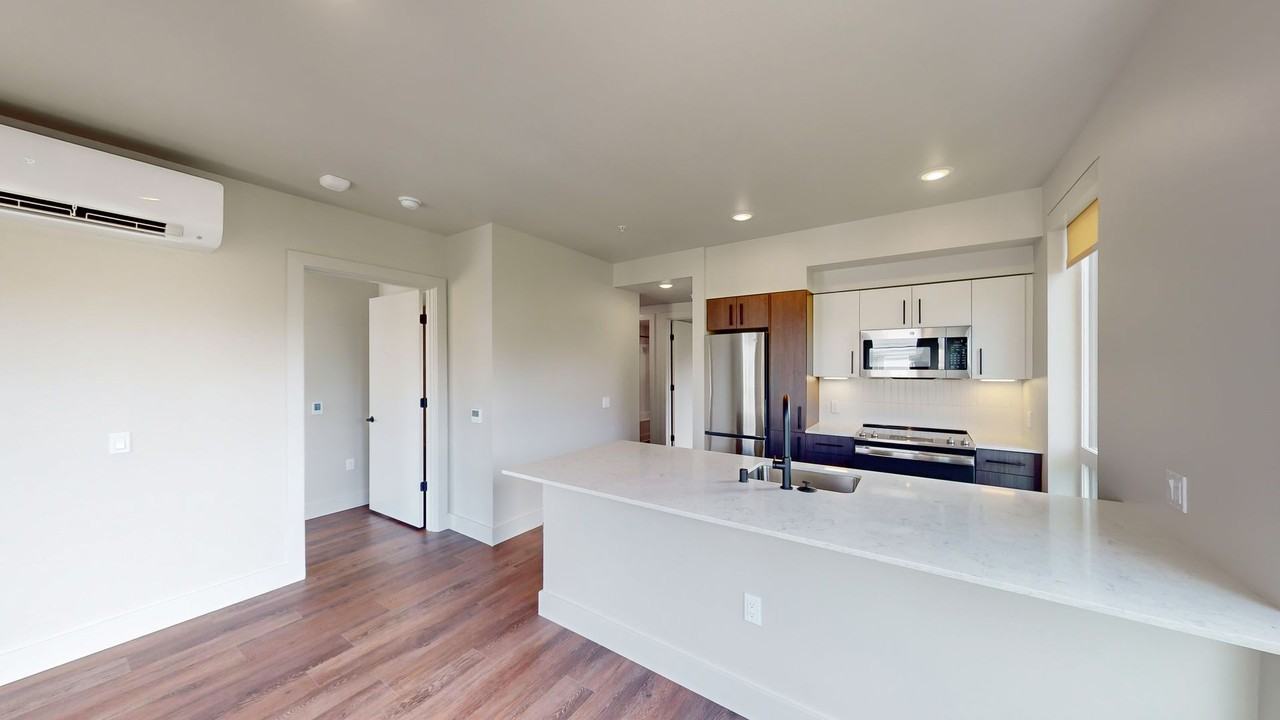 Capitol Hilltop Apartments - Photo 6 of 50