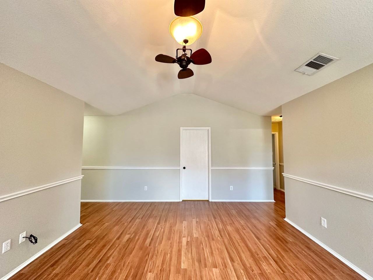 210 Willow Rd - Photo 6 of 30