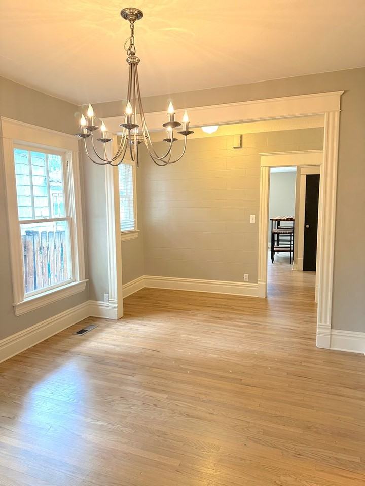 1116 N 12th St - Photo 4 of 27