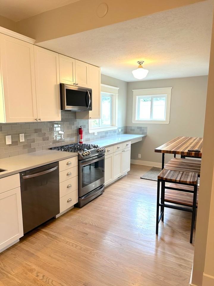 1116 N 12th St - Photo 6 of 27