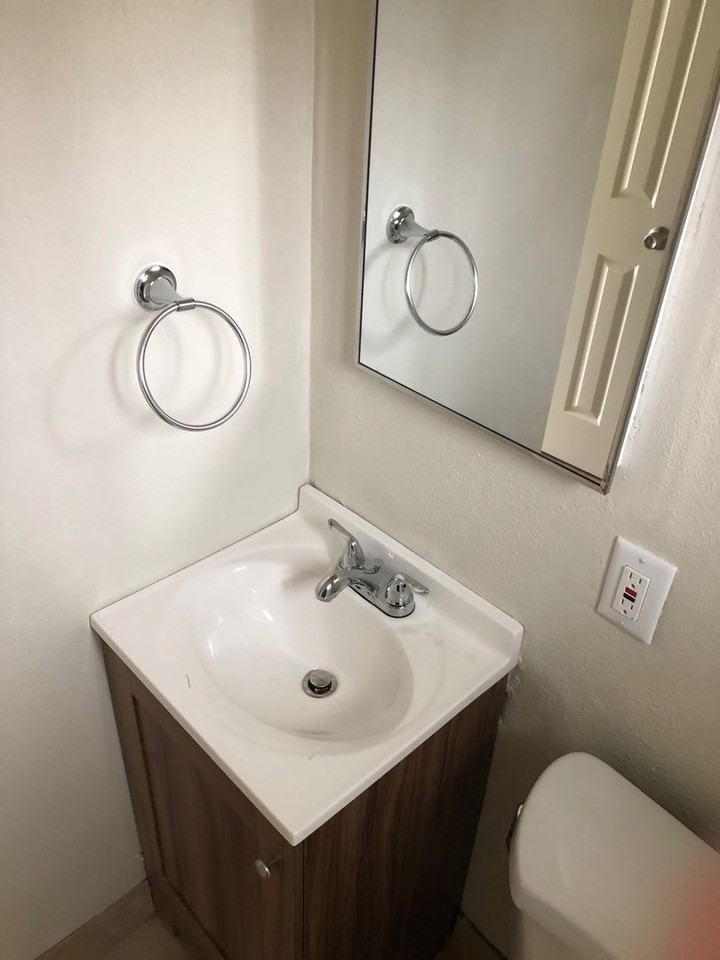 Atwater Cottages - Photo 2 of 12