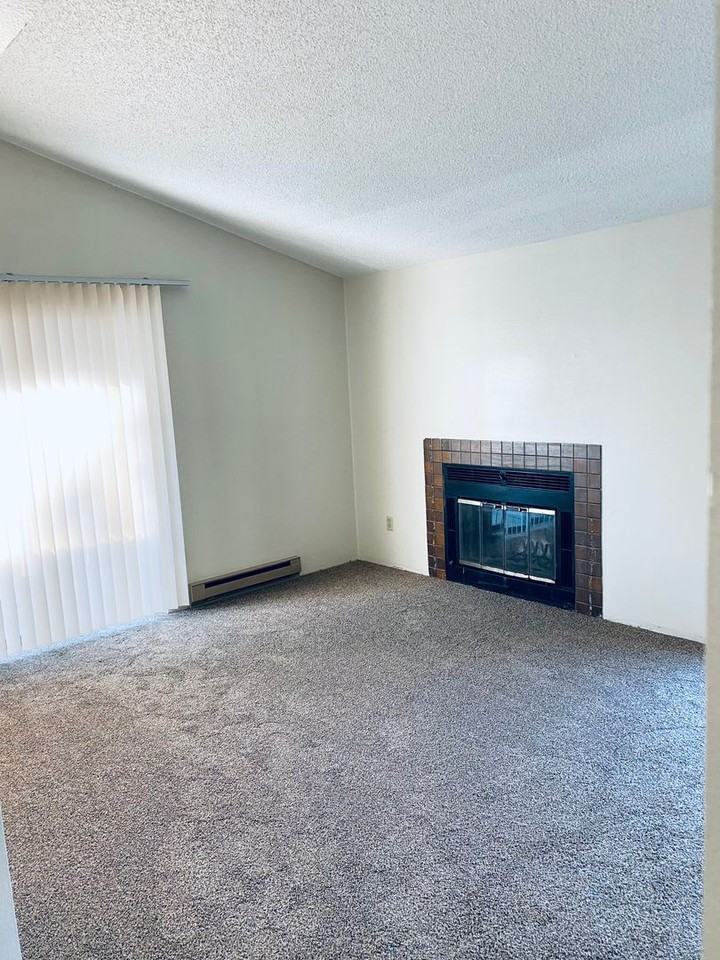 8604 N Mayfair St #11 - Photo 2 of 7
