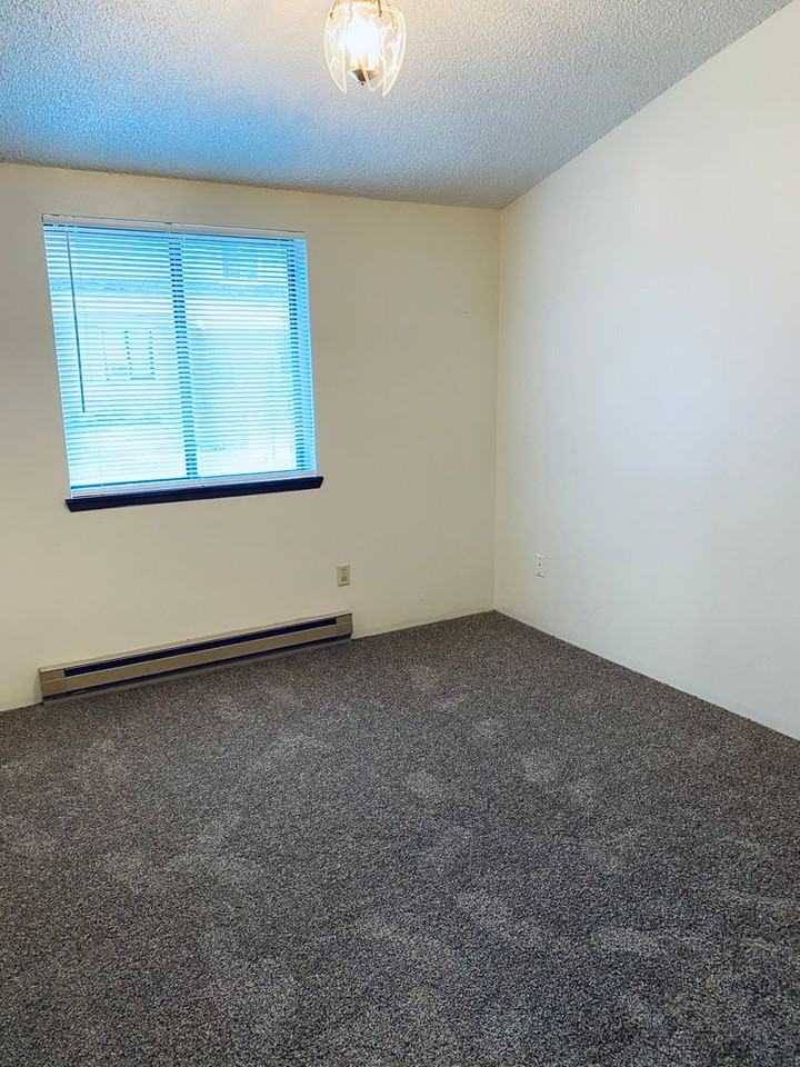 8604 N Mayfair St #11 - Photo 7 of 7