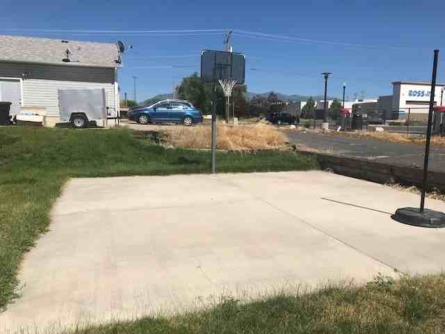 2087 N 2000 W - Photo 3 of 22