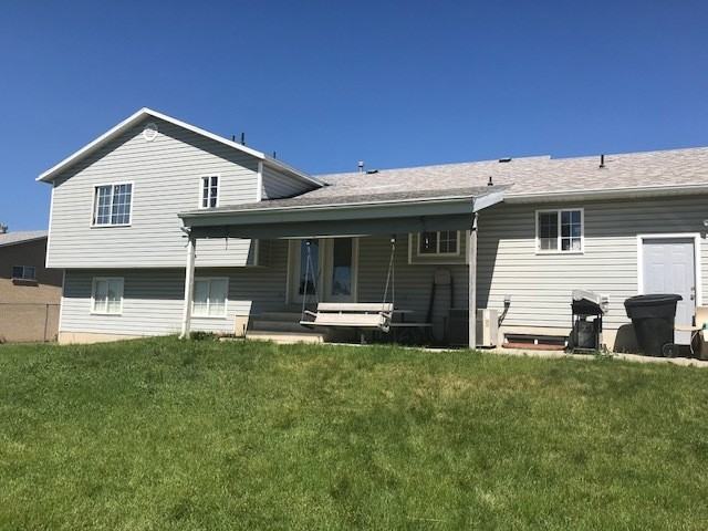 2087 N 2000 W - Photo 4 of 22