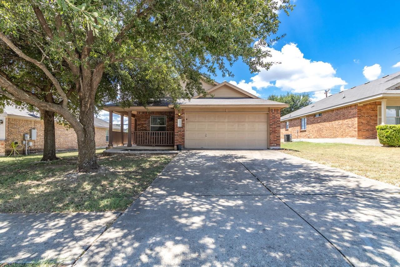 1228 Kenneys Way - Photo 2 of 31