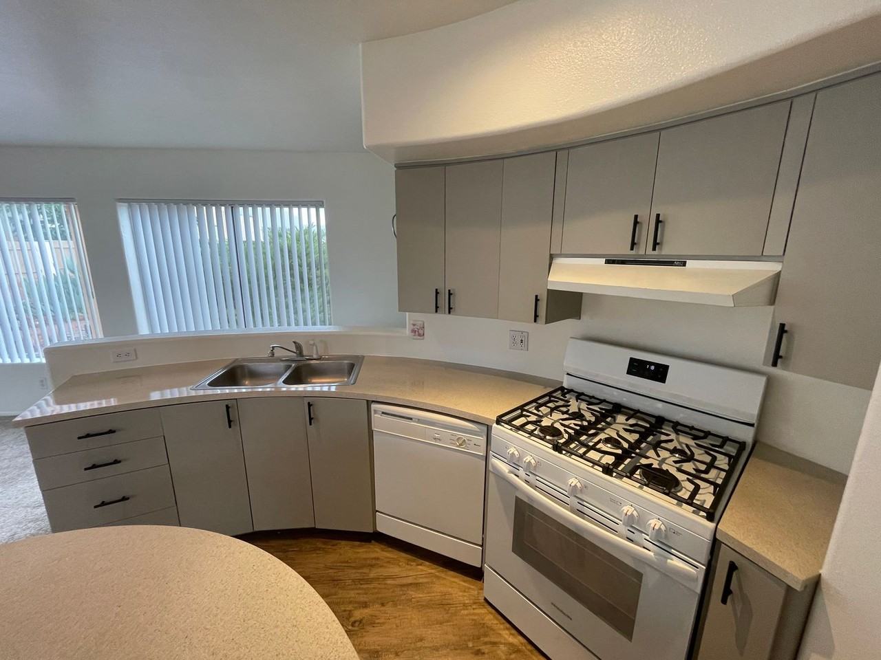 30 Cochise Dr - Photo 6 of 16