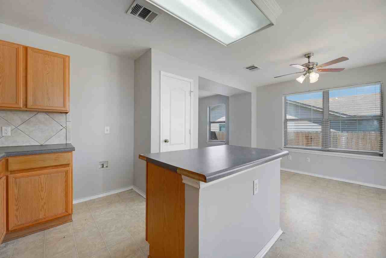 1536 Gulf Way - Photo 3 of 26