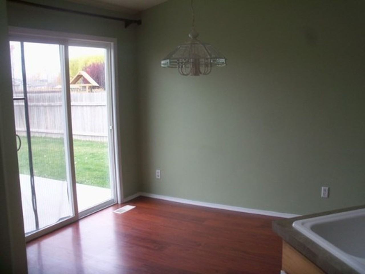 3412 Manchester Dr - Photo 6 of 22