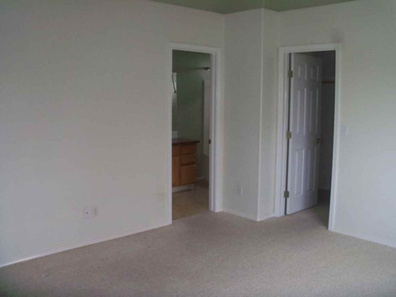 3412 Manchester Dr - Photo 2 of 22