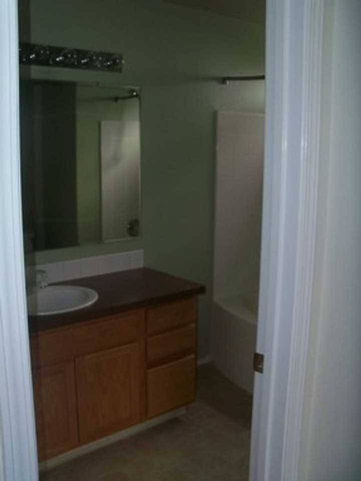 3412 Manchester Dr - Photo 3 of 22