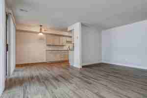 featured image of 310 Ne 85th St #B