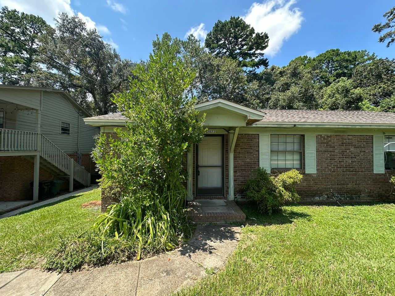 2072 Pats Pl - Photo 2 of 15