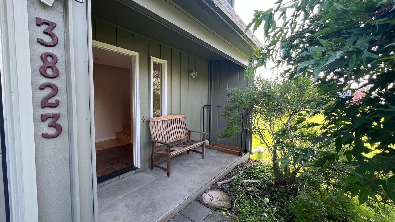 3823 Hampton Dr #2F - Photo 2 of 30