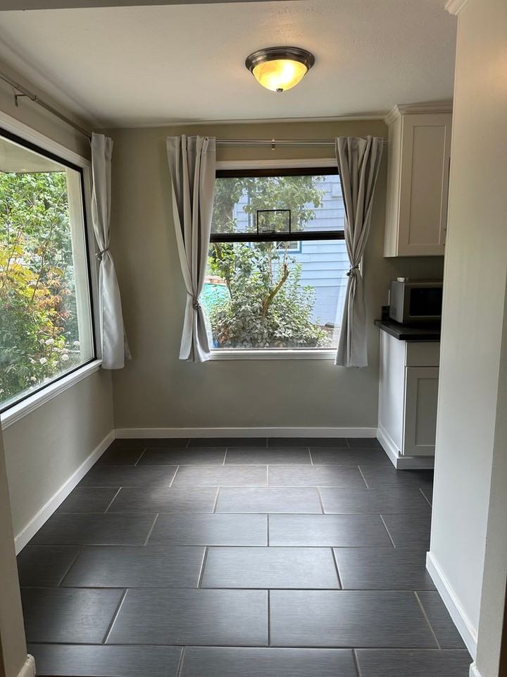 17205 3rd Ave Ne - Photo 7 of 35