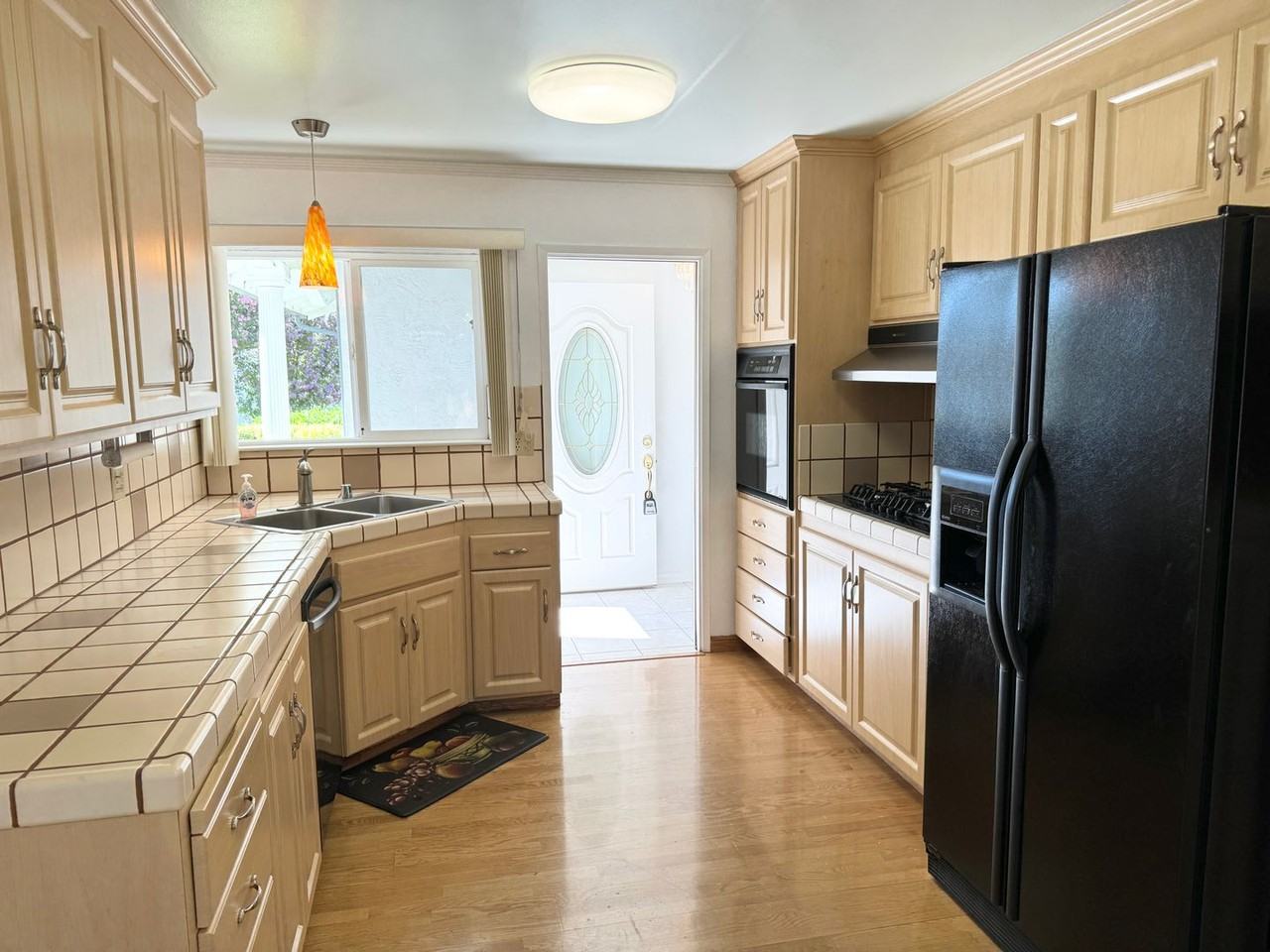 232 Coleen St - Photo 2 of 21