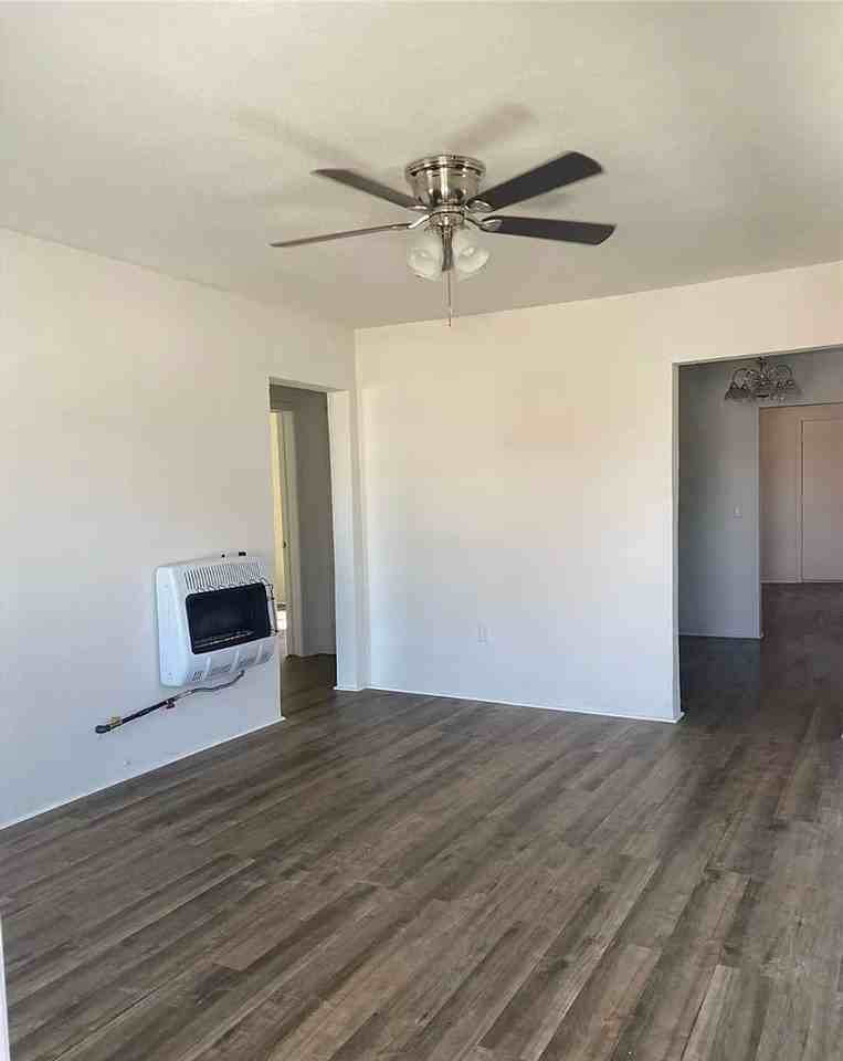 914 3rd Ave Nw - Photo 2 of 10