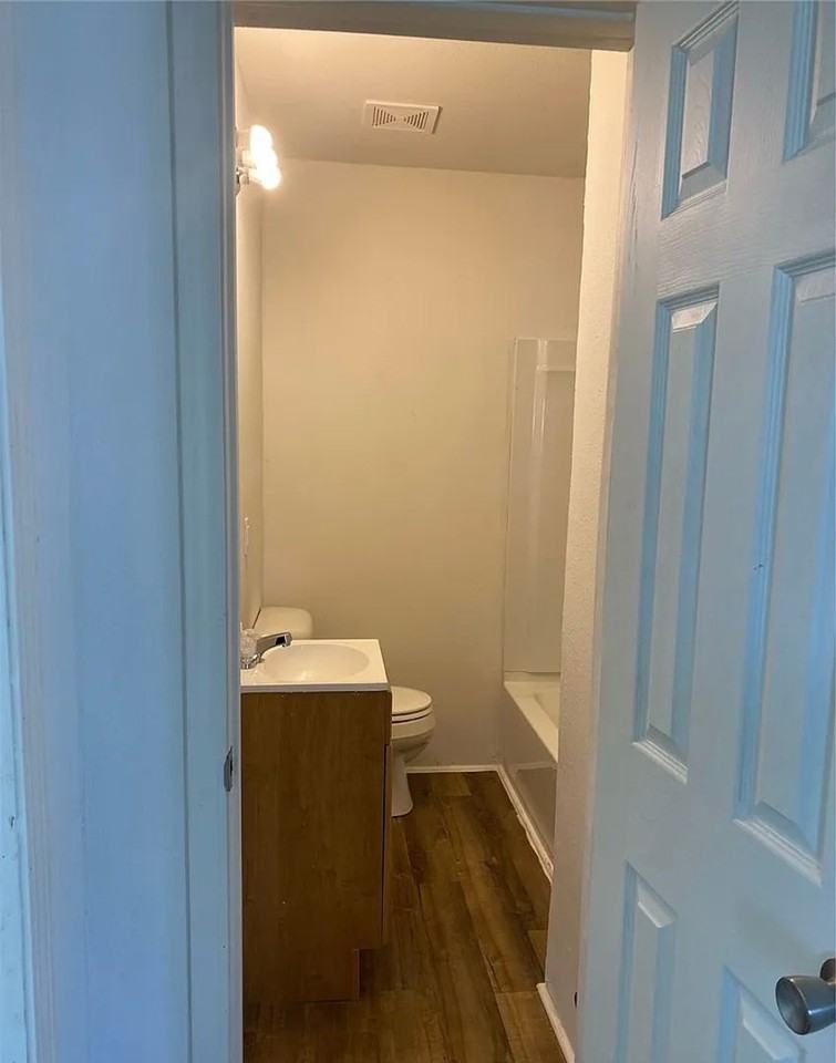 914 3rd Ave Nw - Photo 7 of 10