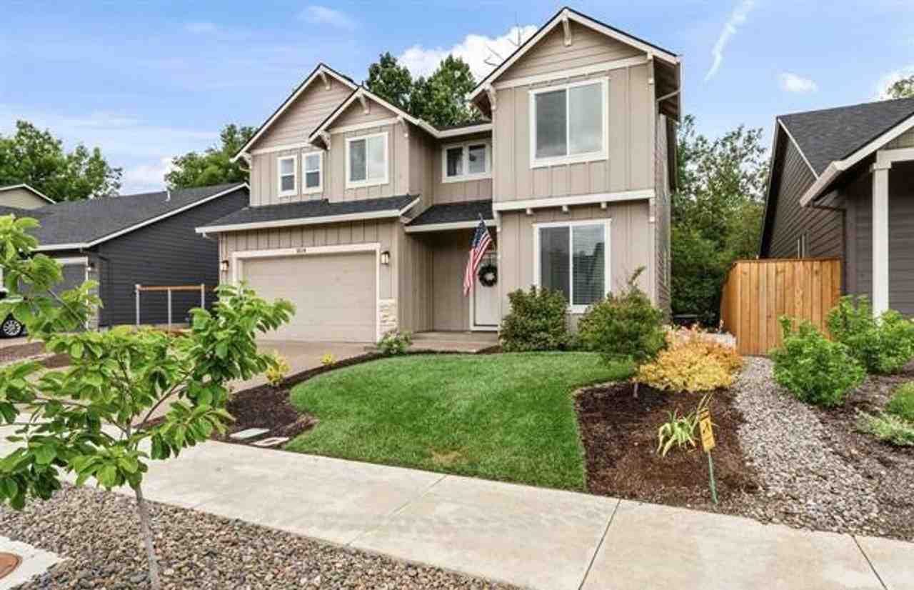 804 River Ave - Photo 2 of 37