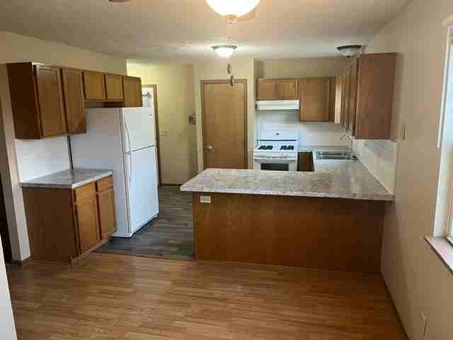 7110 10th Ave #7112 - Photo 3 of 13