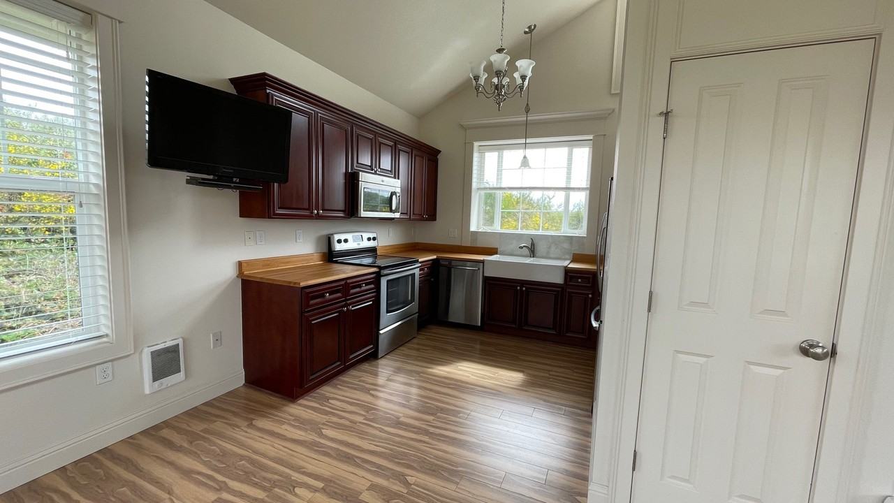 493 Ocean Spray St Sw Unit D #NA - Photo 6 of 11