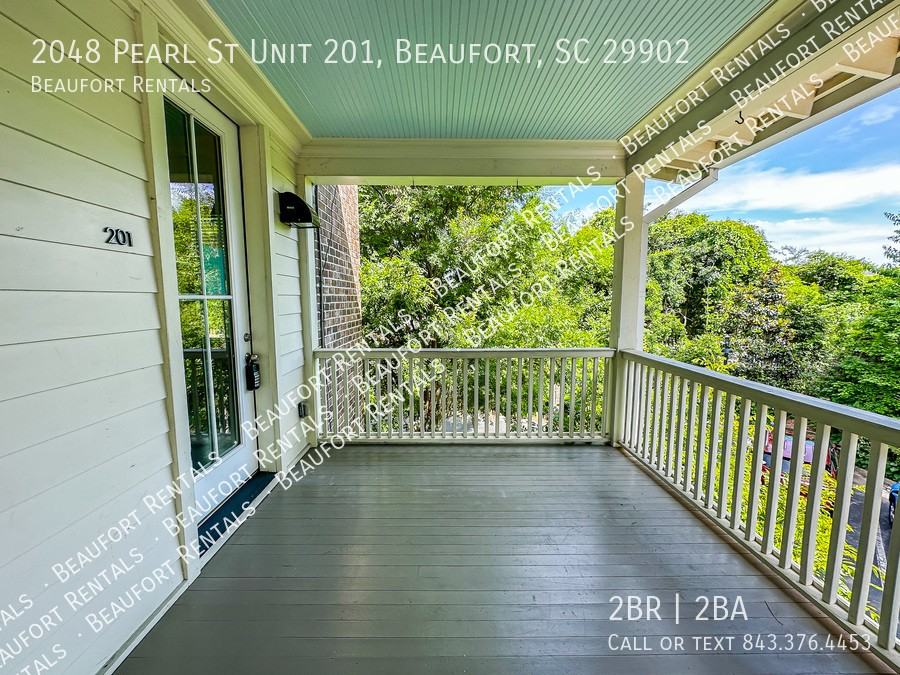 2048 Pearl St Unit 201 - Photo 2 of 21