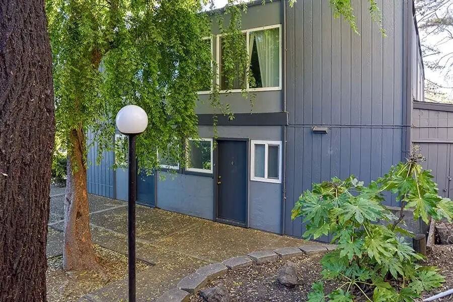 Forest Glenn Apartments - Photo 2 of 12