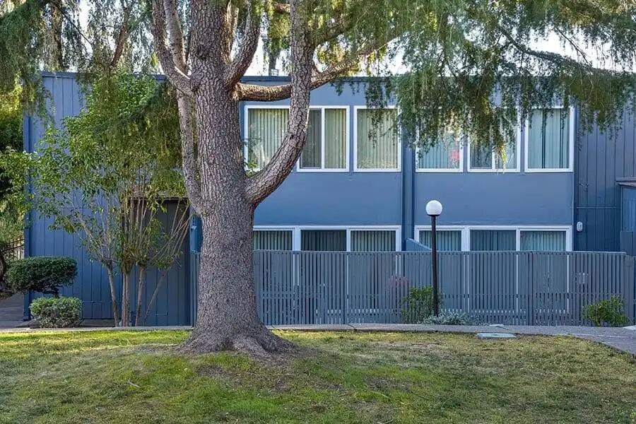 Forest Glenn Apartments - Photo 3 of 12