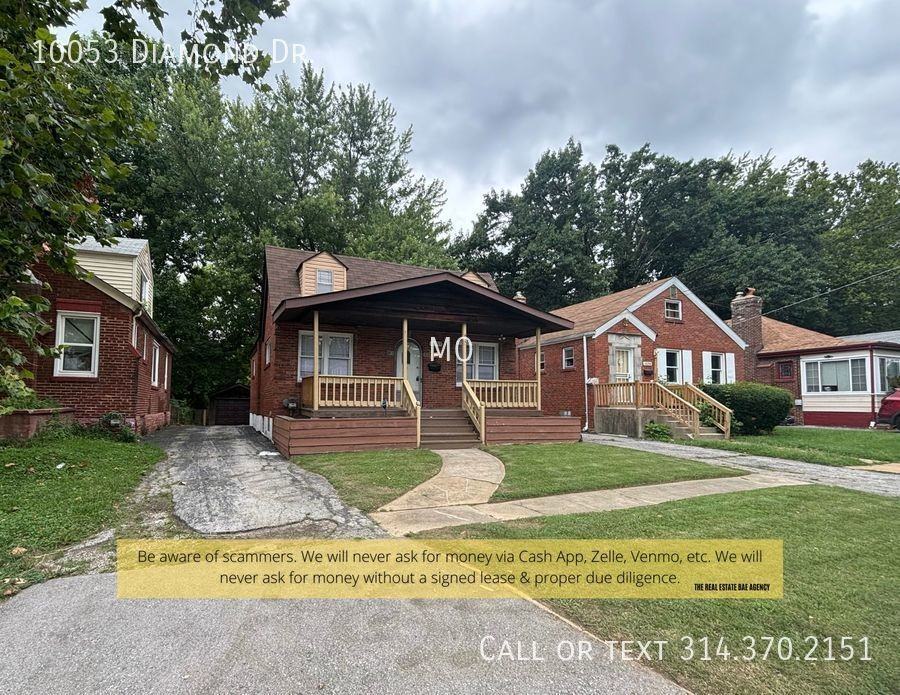 10053 Diamond Dr - Photo 2 of 30